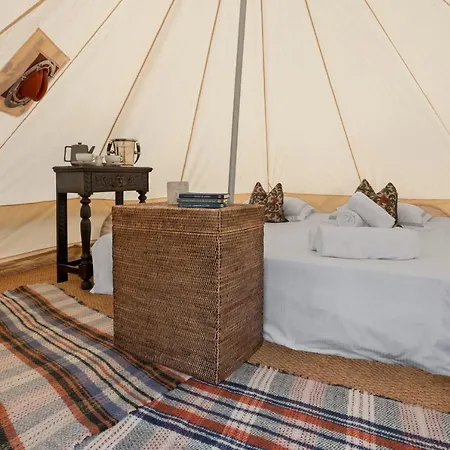 Роскошный шатер Lyth Valley Back To Basics Camping Experience In The District